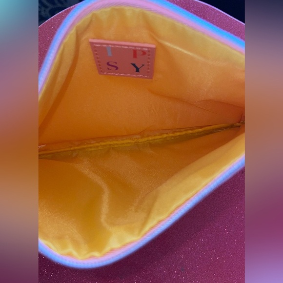 3/$10 Ipsy Glam Bag New Unused May 2020 Ombré Travel Cosmetics Bag Pink & Yellow - Picture 5 of 6